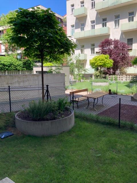 Exklusives Wohnungspaket mit Garage in bester Lage des 4. Bezirks ***